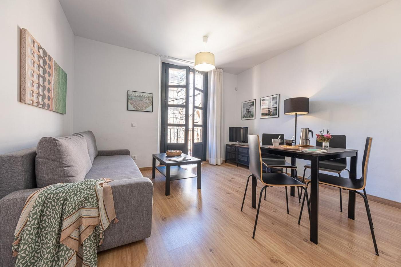 Tarragona Apartments Dış mekan fotoğraf