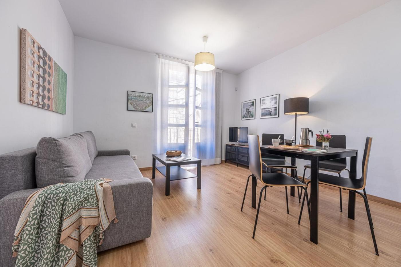 Tarragona Apartments Dış mekan fotoğraf