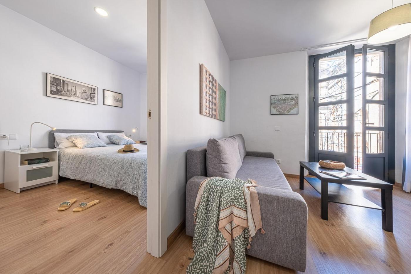 Tarragona Apartments Dış mekan fotoğraf